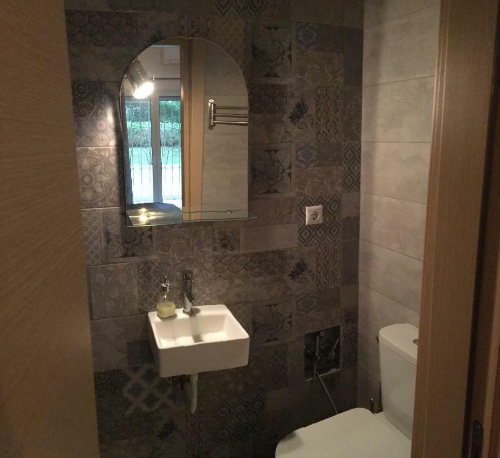 Anastasis Apartment In Palaio Faliro Athen Exterior foto
