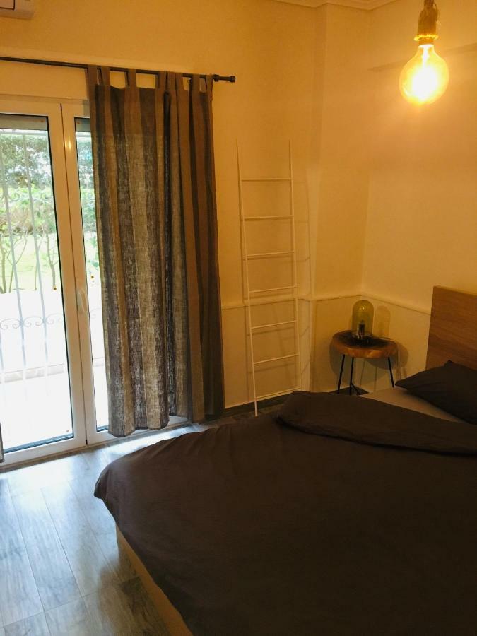 Anastasis Apartment In Palaio Faliro Athen Exterior foto