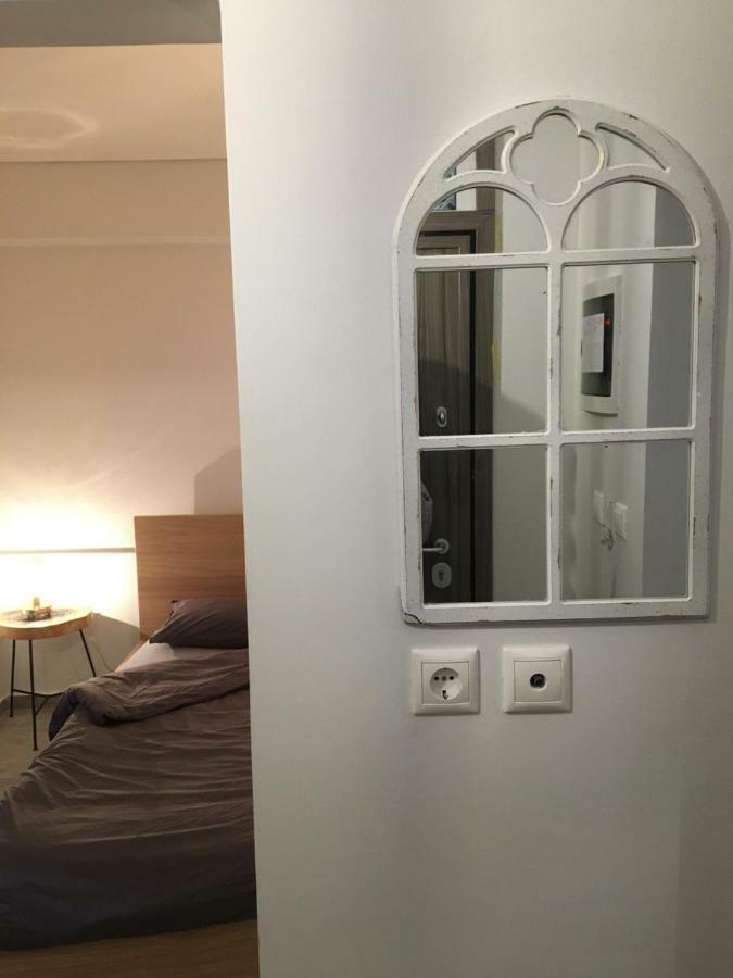 Anastasis Apartment In Palaio Faliro Athen Exterior foto